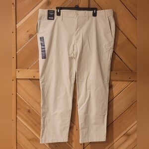 Roundtree & Yorke Men's Khaki Chinos